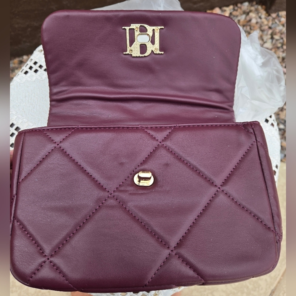 Badgley Mischka Elegant Plum Diamond Quilted Bag - Picture 11 of 11